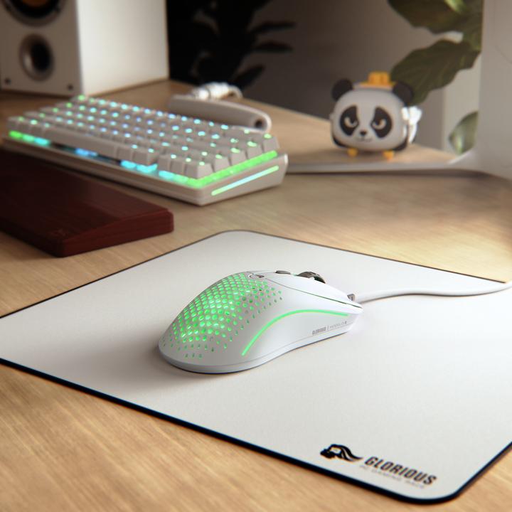 Actual product image Glorious Model O 2 (Cable)