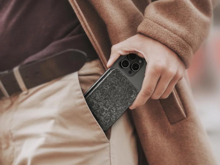Image du produit Sharge CarbonMag (10K) (10000 mAh, 20 W, 38.50 Wh)