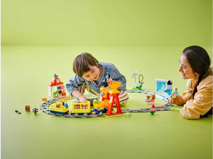 Actual product image LEGO Grosse interaktive Eisenbahn (10428)