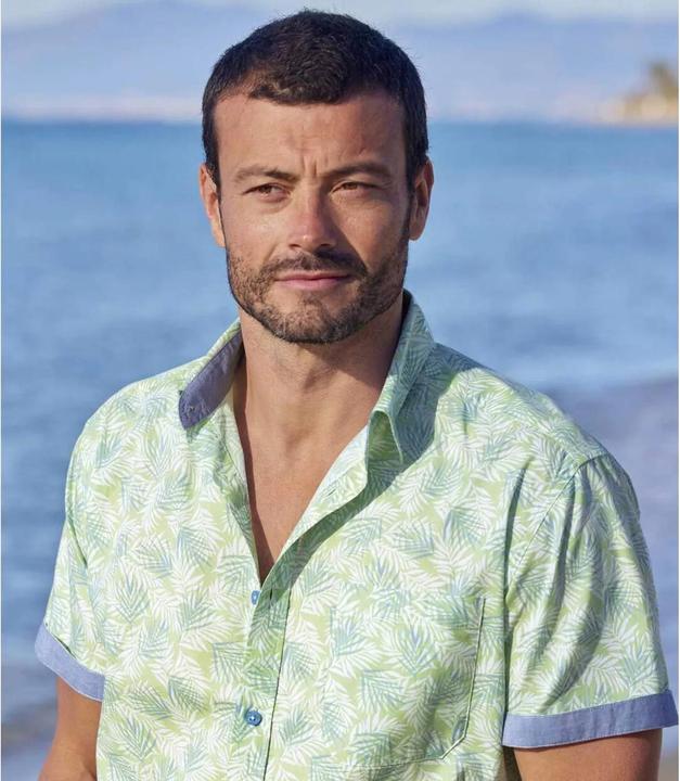 Actual product image Atlas For Men Mens Palm Print Summer Shirt (XL)