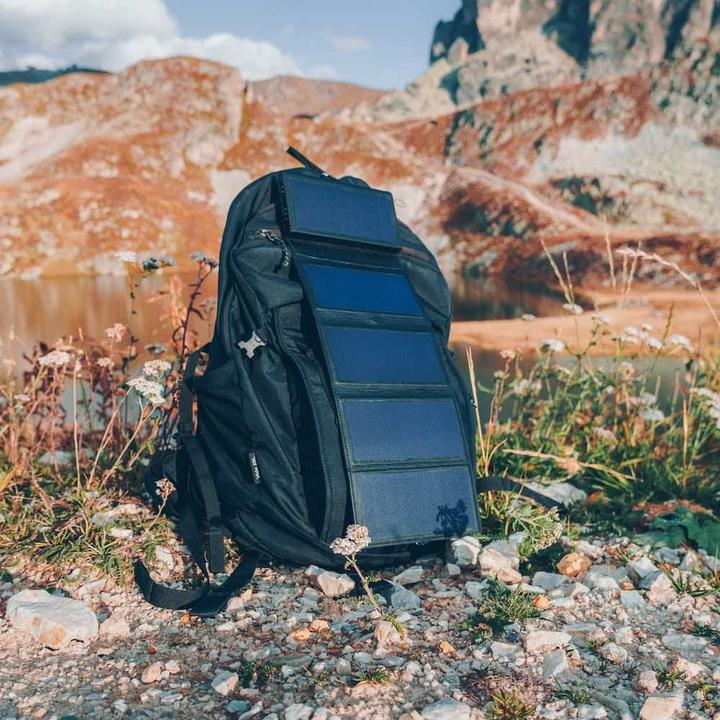 Actual product image Sunslice Portable solar battery 8W "Electron" (10000 mAh, 8 W)