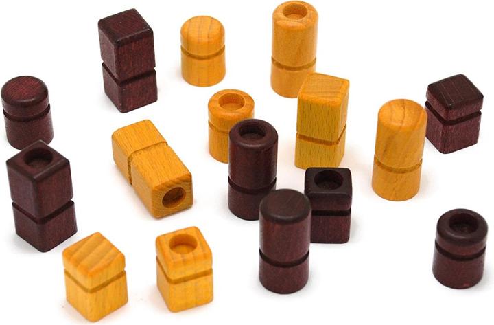 Actual product image Gigamic Quarto Classic (French, English, Italian, German)