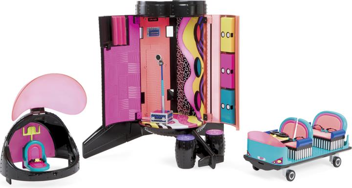 Produktbild MGA O.M.G. Remix 4-in-1 Plane Playset Transforms