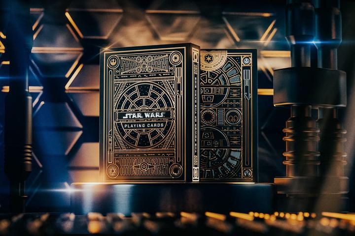 Produktbild Theory11 Star Wars Spielkarten Gold Version (Englisch)