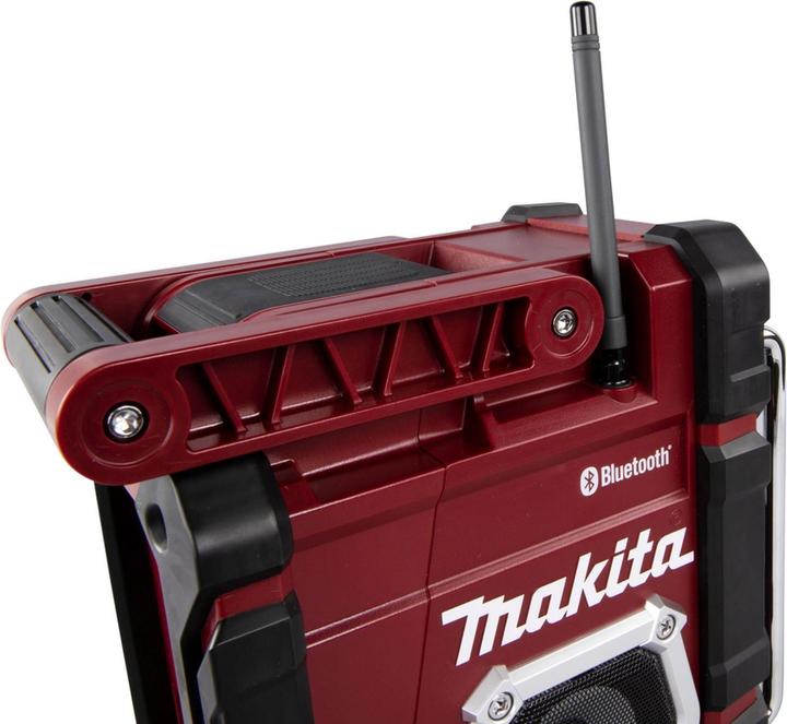 Actual product image Makita DMR108AR (AM, FM, Bluetooth)