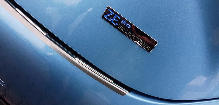 Produktbild Avisa Edelstahl Ladekantenschutz für Renault Zoe ab 2020 bis heute (Heck)