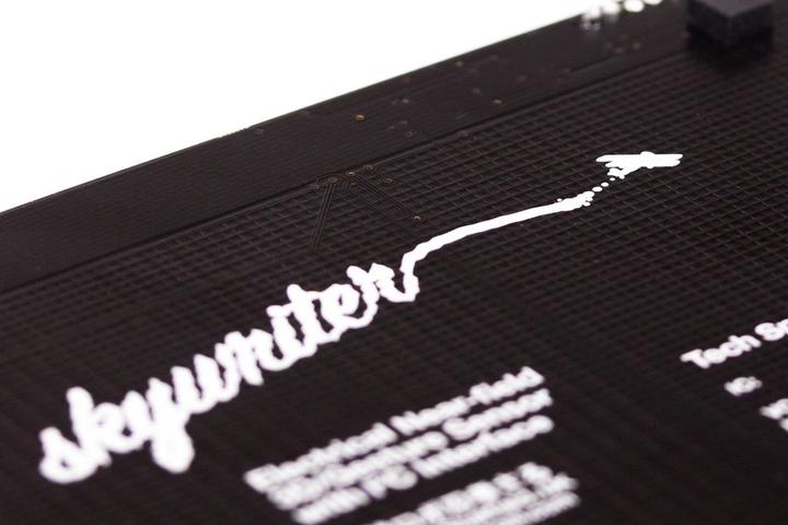 Actual product image Pimoroni Skywriter: 3D Gesture Sensing Breakout (Electronics kit)
