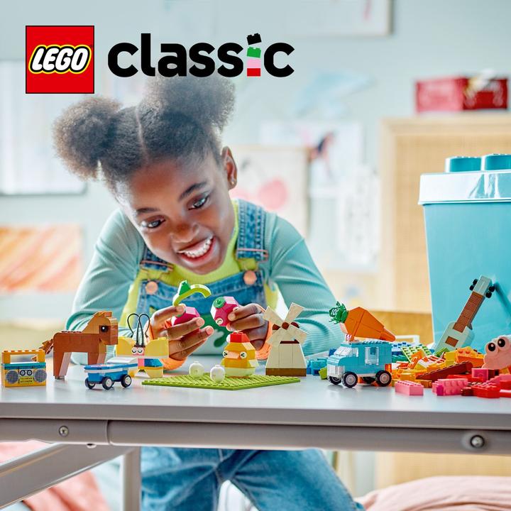 Actual product image LEGO Colourful building block box (11038, LEGO Classic)