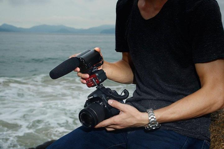 Actual product image Saramonic SR-AX100