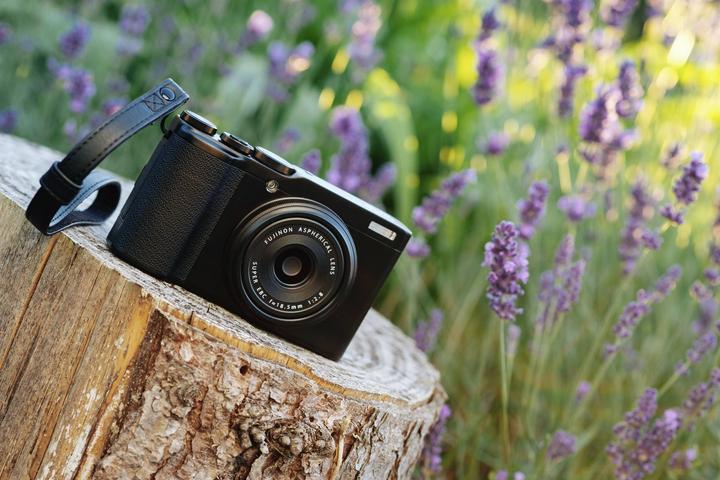 Image du produit Fujifilm XF10 (18,5 mm, 24.20 Mpx, APS-C / DX)