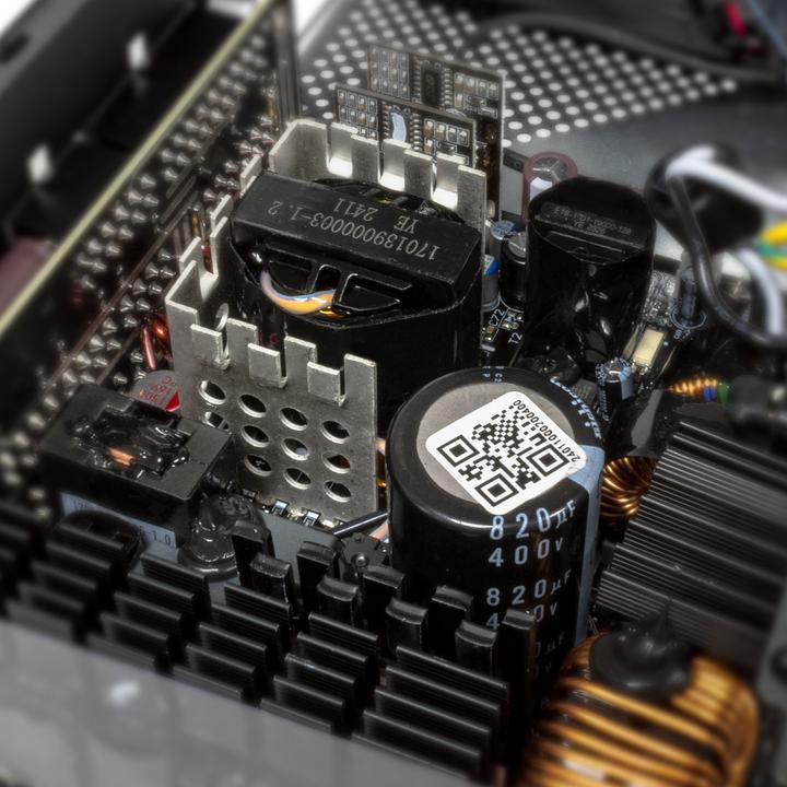 Produktbild Abysm Gaming Morpheo GX5 1000W (1000 W)