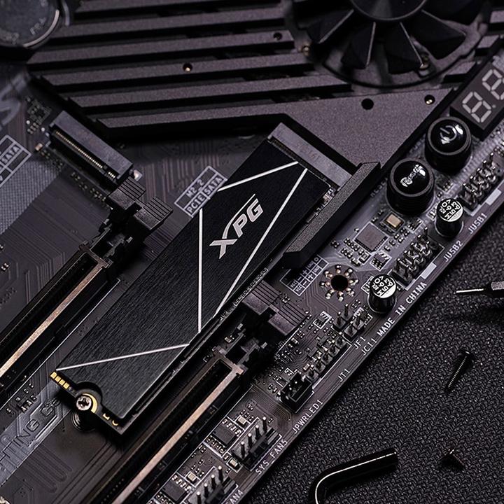 Immagine prodotto Adata XPG Gammix S70 Blade (1000 GB, M.2 2280)
