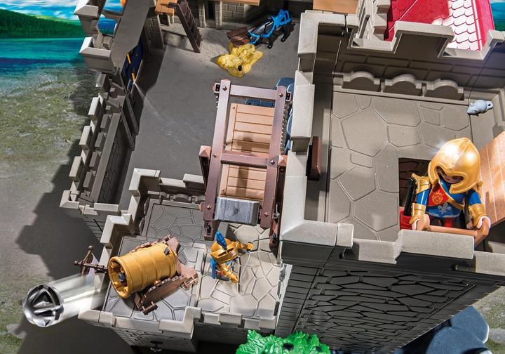 Actual product image Playmobil Royal castle of the Lion Knights (6000)