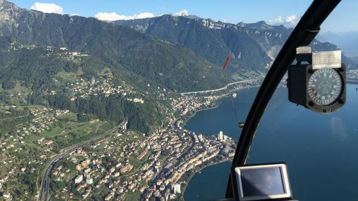 Immagine prodotto Pilotare un elicottero da solo (4 pers.)
