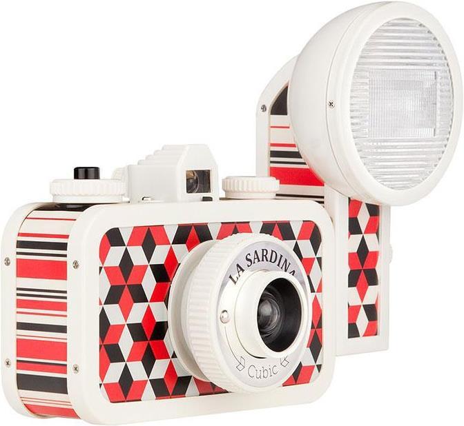 Lomo La Sardina & Flash, Cubic