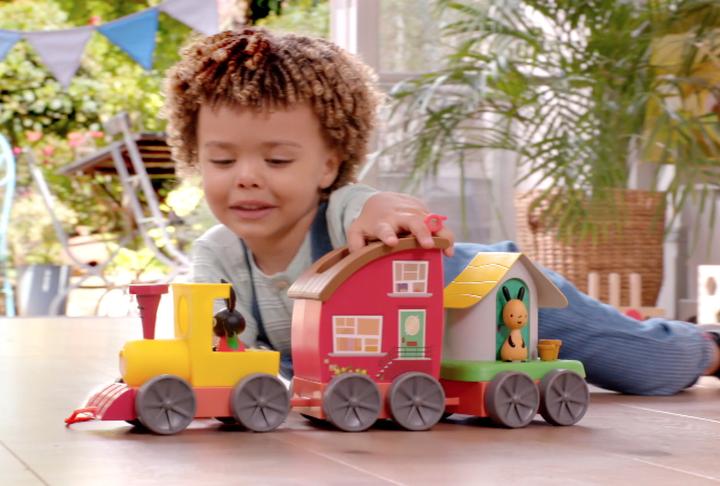Actual product image Spectron Bing Train playset light & sound