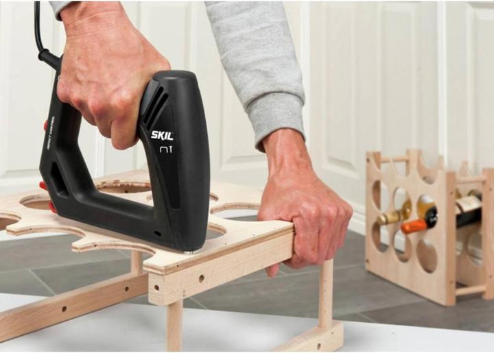 Produktbild Skil 8200 AA Elektrotacker Klammern