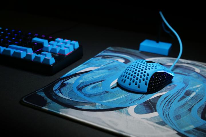 Actual product image CHERRY xtrfy GP4 (XXL)