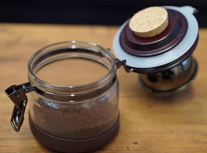 Actual product image Hario Canister