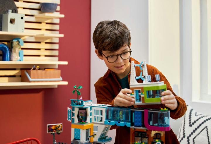 Actual product image LEGO City centre (60380, LEGO City)