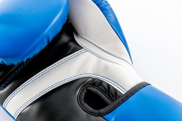 Actual product image UFC Fitness Training Glove (16 OZ)