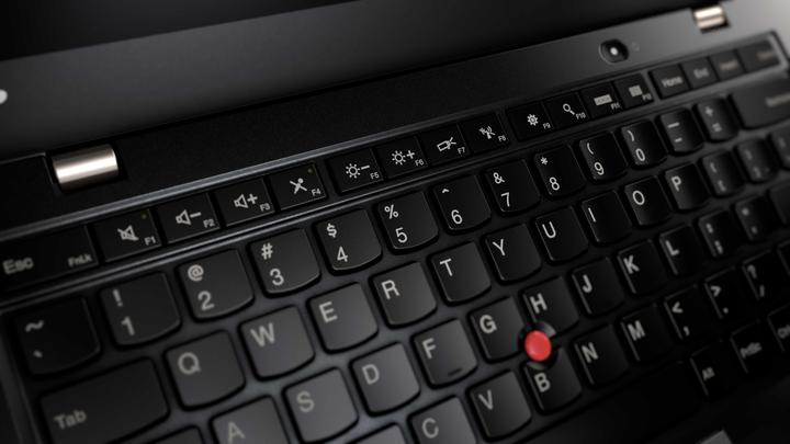Produktbild Lenovo ThinkPad X1 Carbon (14", Intel Core i7-6500U, 8 GB, 512 GB, CH)