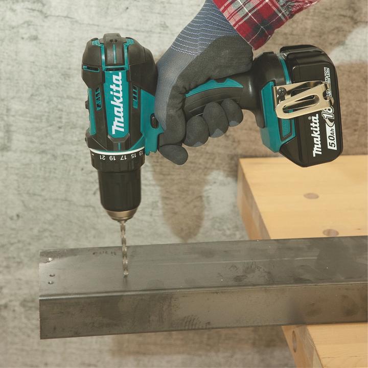 Actual product image Makita DDF482RFJ (Rechargeable battery operated)