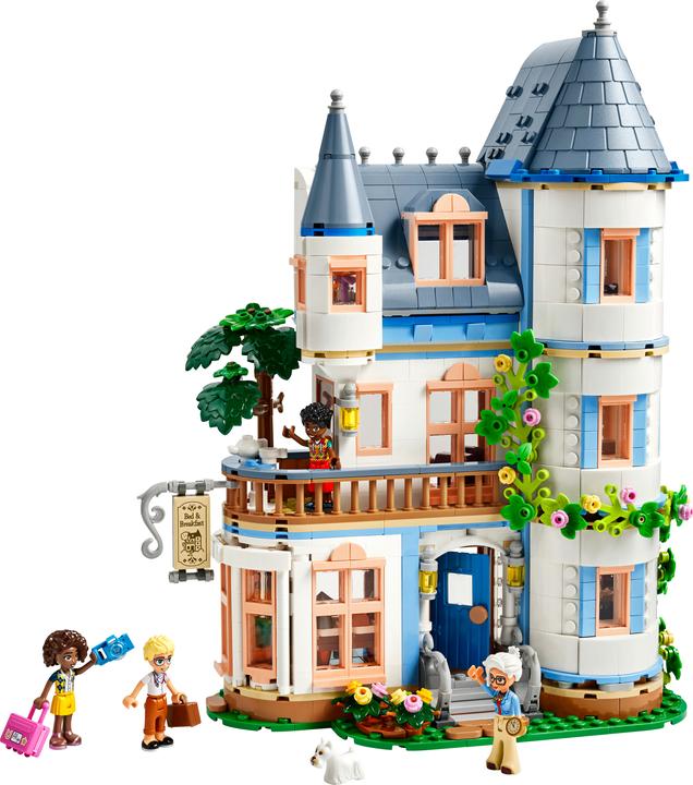 Actual product image LEGO 42638 Burg with holiday accommodation (42638, LEGO Friends)