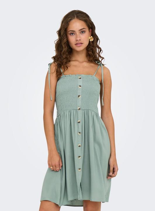 Produktbild Only Normal geschnitten Trapezausschnitt Kurzes Kleid Kleid (XL)