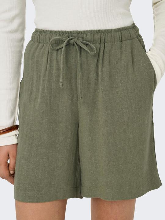 Actual product image Only ONLSIESTA Mittlere Taille Locker geschnitten Shorts Shorts (L)