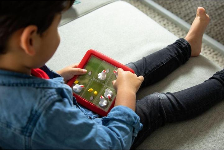 Actual product image Smart Games Chicken Shuffle Junior (German, French, Italian, English)