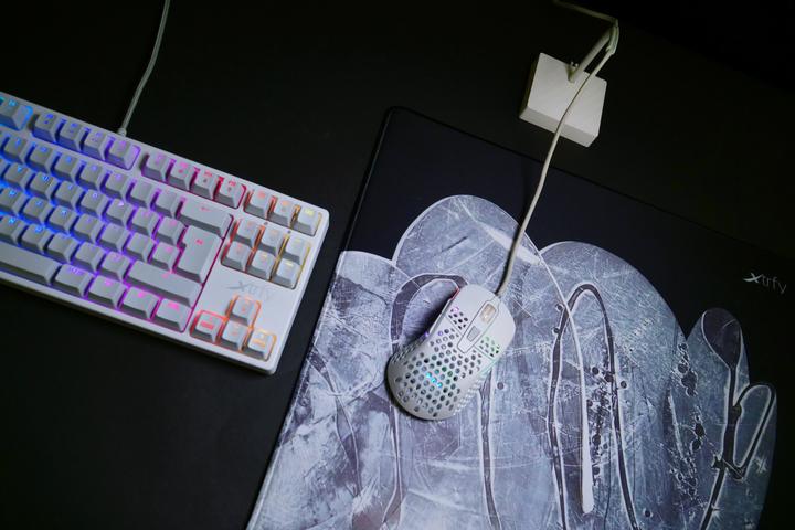 Image du produit CHERRY xtrfy GP4 (L)