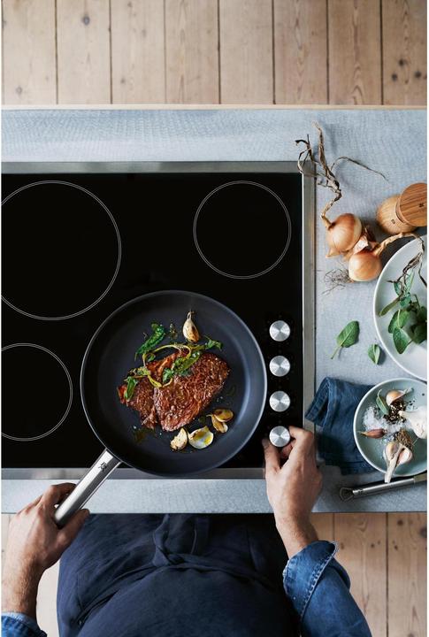 Produktbild WMF Pfanne Bratpfanne 28cm Steak Profi Mehrschichtmaterial beschichtet Induktion (28 cm, Bratpfanne, Edelstahl)
