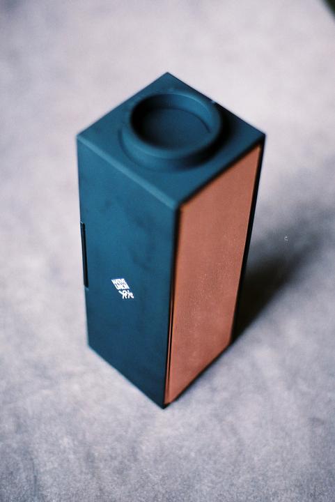 Actual product image Native Union Switch (14 h, Rechargeable battery operated)