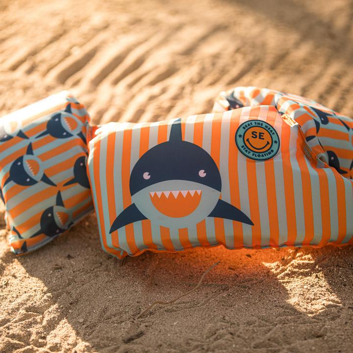 Produktbild Swim Essentials Schwimmflügel Gurt Shark