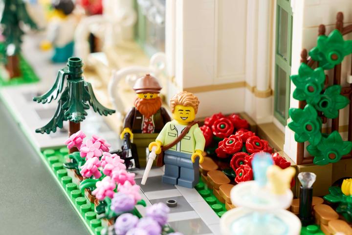 Immagine prodotto LEGO Il giardino botanico (21353, LEGO Ideas, Set LEGO rari)