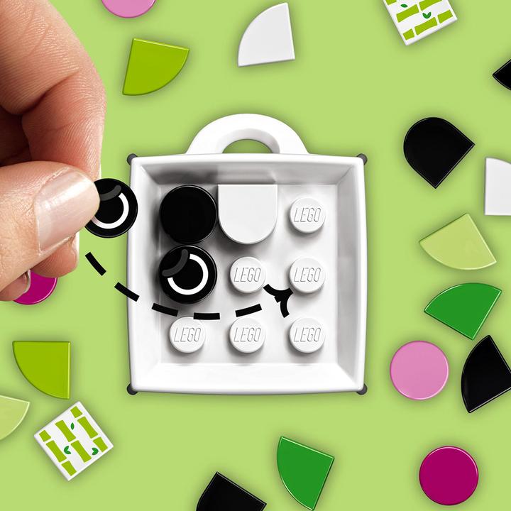 Actual product image LEGO Bag pendant panda (41930, LEGO Dots)