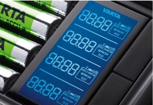 Immagine prodotto Varta LCD Ultra Fast Charger (1 pz., AA, AAA, 2400 mAh, Batteria + Caricabatterie)