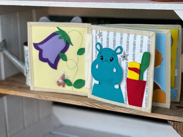 Actual product image Activity Board Quiet book, felt book, children's book, activity book, sensory learning toy, Waldorf