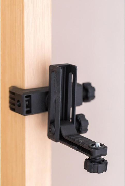 Actual product image Black & Decker Compact cross and line laser