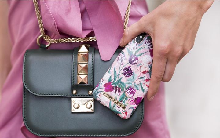 Actual product image iDeal Of Sweden Vintage Tulips (Apple iPhone X, Apple iPhone XS)
