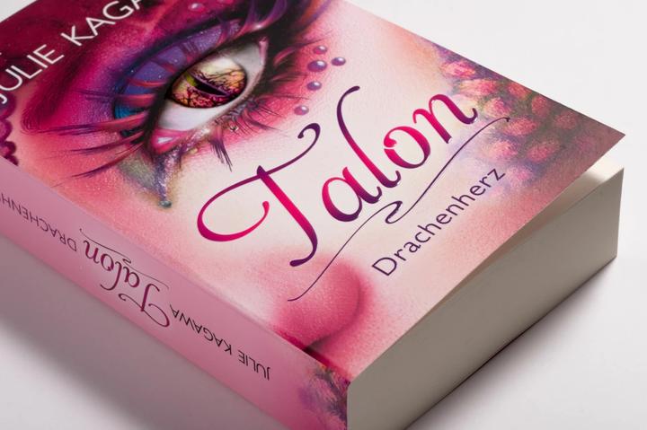 Produktbild Talon – Drachenherz (Deutsch, Julie Kagawa, 2022)
