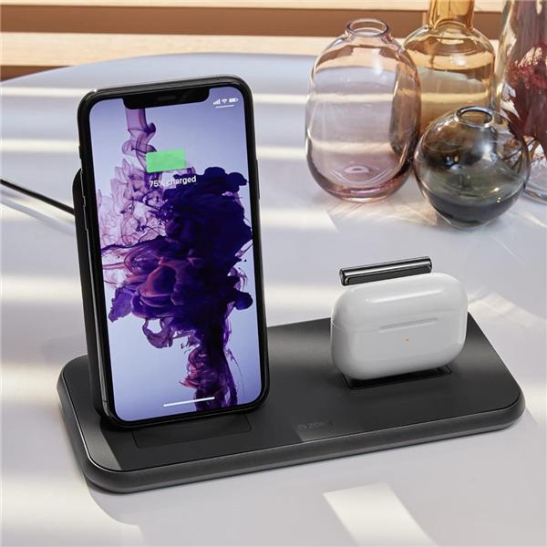 Actual product image Zens Aluminium Dual Wireless Charger + Dock (20 W)