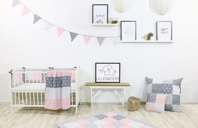 Produktbild Ullenboom Krabbeldecke Sterne rosa 120 cm x 120