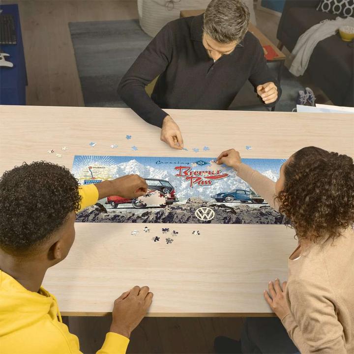 Produktbild Ravensburger Mit dem VW Bulli über den Brenner (1000 Teile)