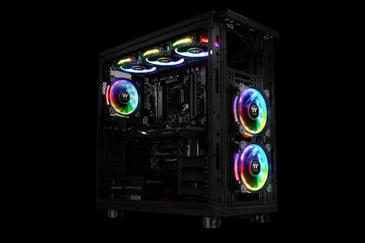 Produktbild Thermaltake Riing Plus 14 (140 mm, 5 x)