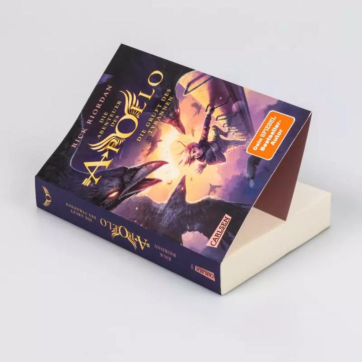 Actual product image Die Abenteuer des Apollo 4: Die Gruft des Tyrannen (Rick Riordan., German)