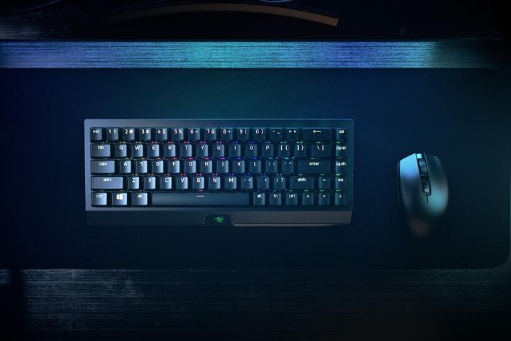 Actual product image Razer BlackWidow V3 Mini HyperSpeed (CH, Wireless)