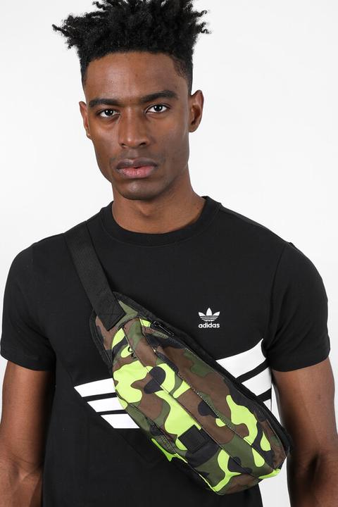 Produktbild Urban Classics Camo Shoulder Bag