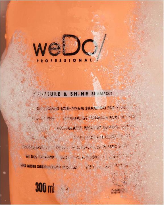 Actual product image Wella weDo/ Professional Moisture & Shine Shampoo - 0 (900 ml, Liquid shampoo)